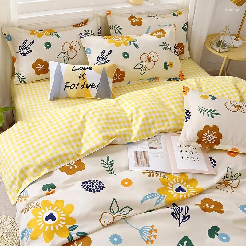 Bedding Sets Yaapeet 3/4pcs Cartoon Pattern Set Warm Polyester Bedroom Pastoral Linens High Quality Quilt Cover Pillowcase