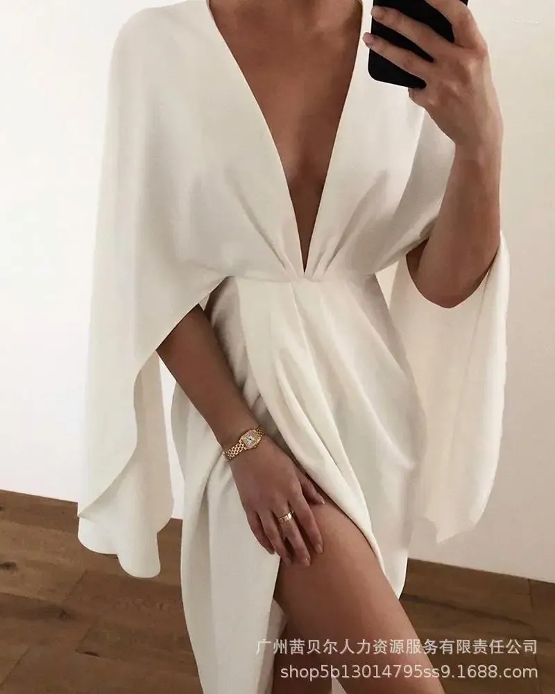 Robes décontractées mode femme 2024 blanc de profondeur v cape sexy robe longue pour les femmes