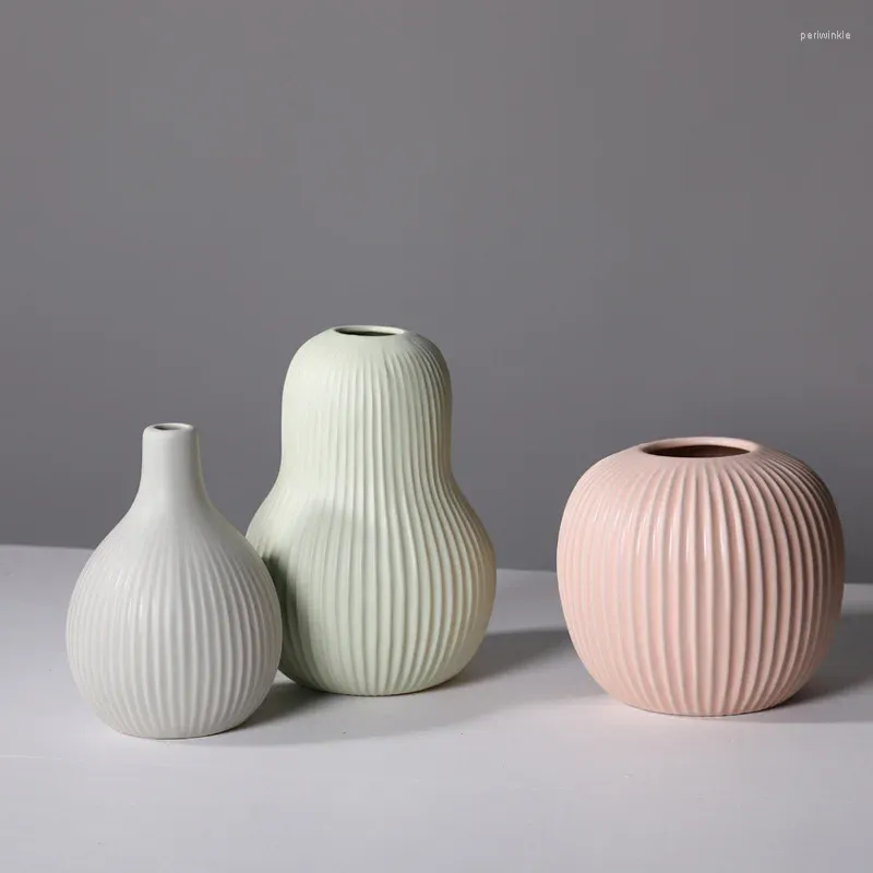 Wazony sztuka nordycka abstrakcja wazon wiatru wazon morandi ceramiczny kreatywny minimalistyczny model pokój na ganek