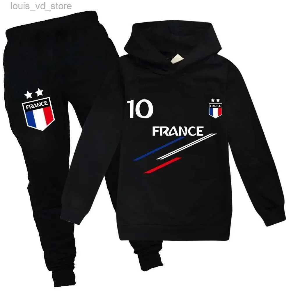 Vêtements Ensembles Kids Vêtements Baby Boys France Football 10 Tracksuit Tops Pantals 2pcs Enfants Boy Spring Automne Tenues Girls Sets 2-15 ans T240415