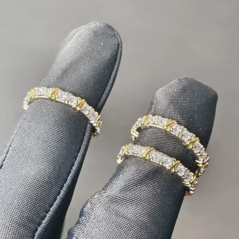 Nieuwe tweekleurige hoepel oorrang geplaveid 5a CZ Stone voor vrouwen dame hoge kwaliteit x vorm oorbellen ringen sieraden set groothandel