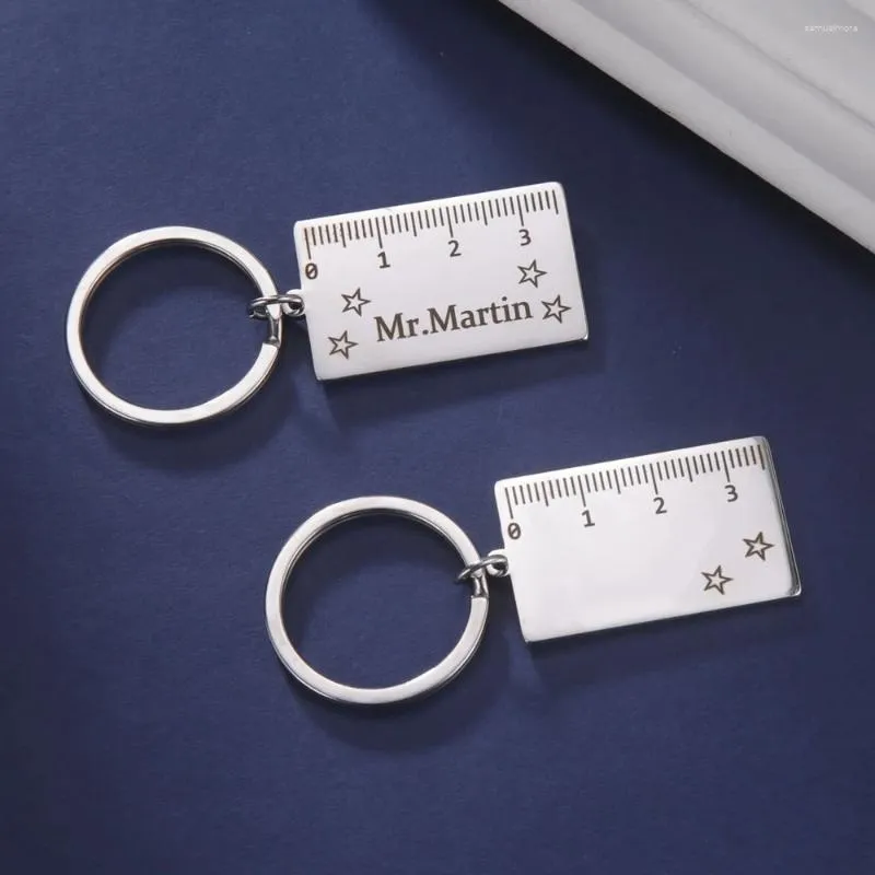 Keychains Cooltime In 0-30mm Ruler Keychain Mätning för män Kvinnor Rostfritt stål Portable Tool Nyckelringar smycken Present Partihandel
