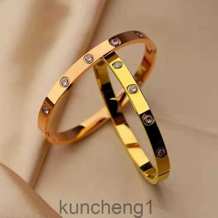Kajia Bracelet Titanium Stahl Schmuck Metall zehn Diamantschnalle Online Red Broadcast Goods