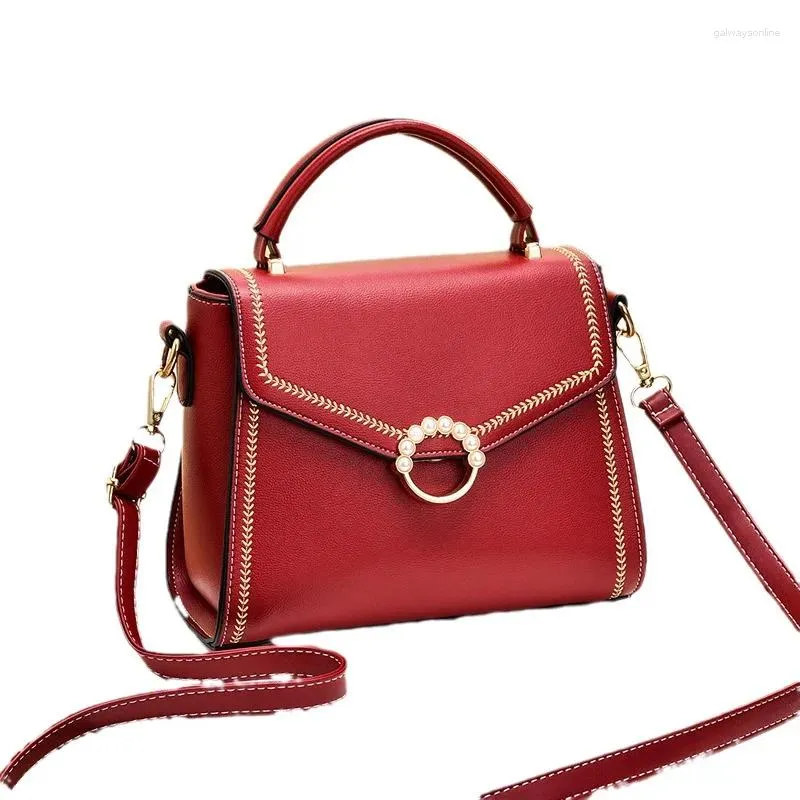 Shoulder Bags Soft Leather Luxury Handbag Fashionable Solid Color Versatile Women's One Crossbody Small Bag