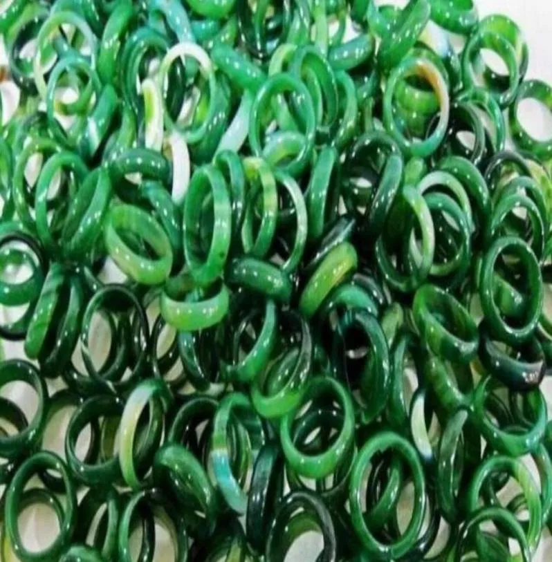 Entrega de anel de jade verde natural da China C42151650123454405691