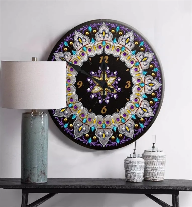 NOVO CHEGANDO Mandala Padrão Diamante Pintura Relógio 5D Tin Bordado Cruz Cross Cross Crystal Crystal Mosaic Home Wall Decor 2018445625