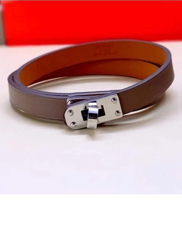 High quality Classic Bracelet designer Jewely Light luxury leather bracelet buckle layer cowhide double loop womens versatile popular decoration accessories