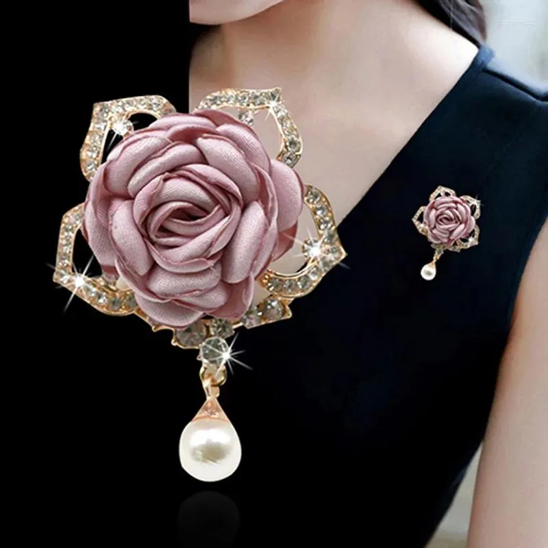 Dekorativa blommor Bröllop Silk Rose Groom Boutonniere Men Women Button Hole Party Prom Suit Accessories Artificial Pearl Pendant Brosches