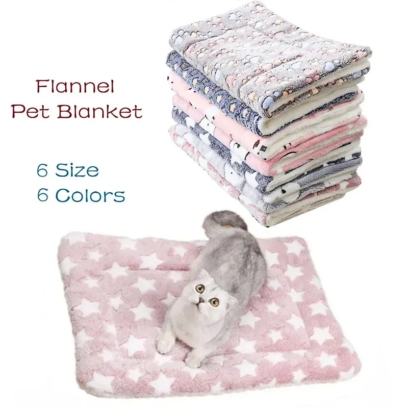 Lit en flanelle pour animal de compagnie de chien de chien Cat épaississant la couverture de sommeil pour chiot chaton pour les petits grands chiens tapis 240410