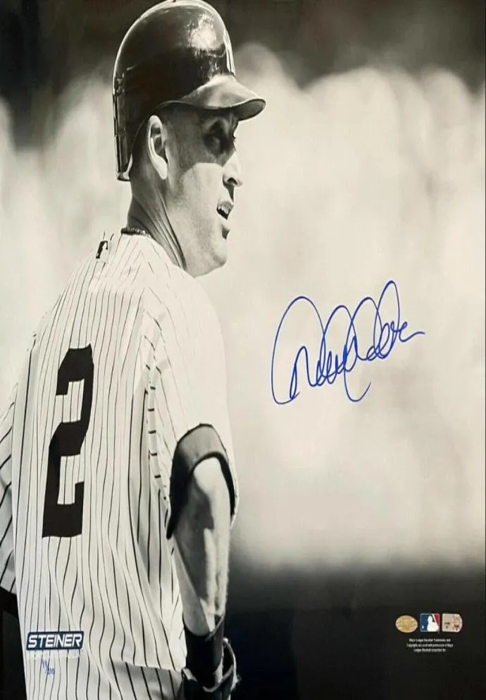 Jeter a signé autographe signature autographiée auto PO9767444