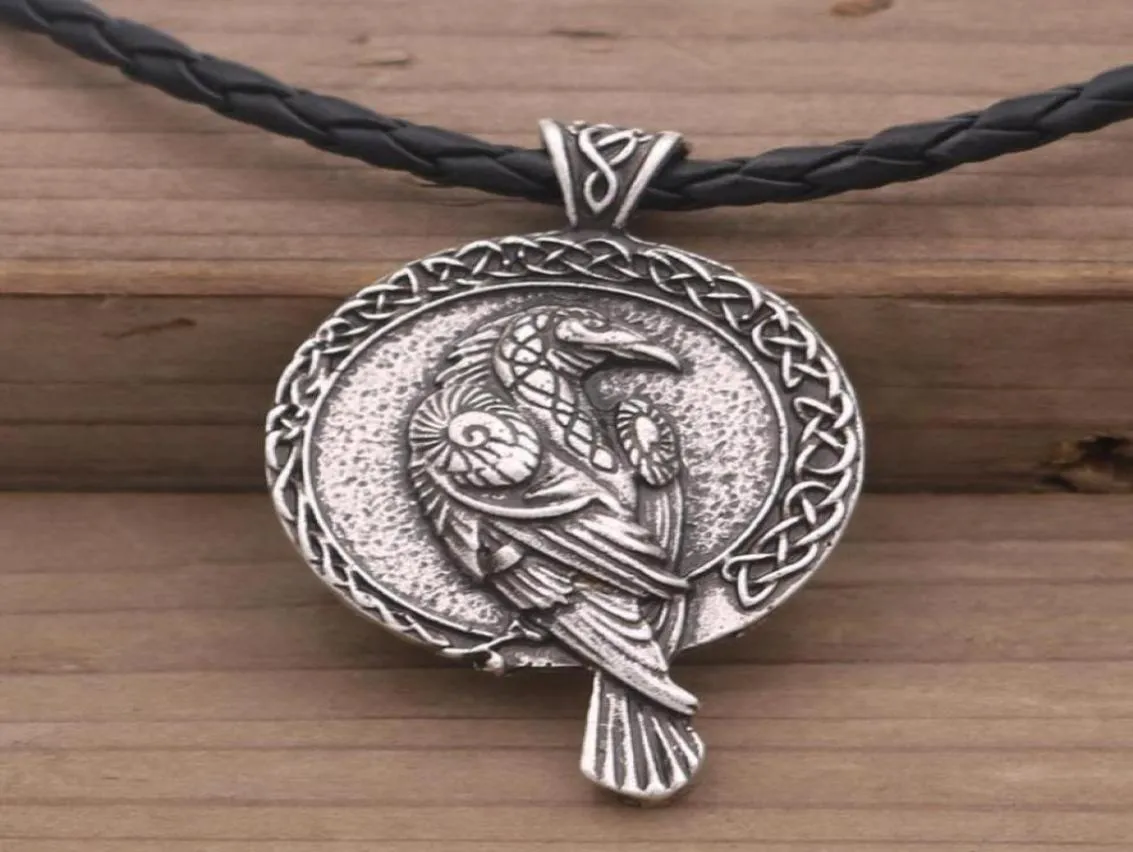Colliers pendants Odin Raven Talisman Amulet Viking Collier Wicca Bird Goth Runes Runes Nou sans cou Wiccan Pagan Men Femmes Accesso1914695