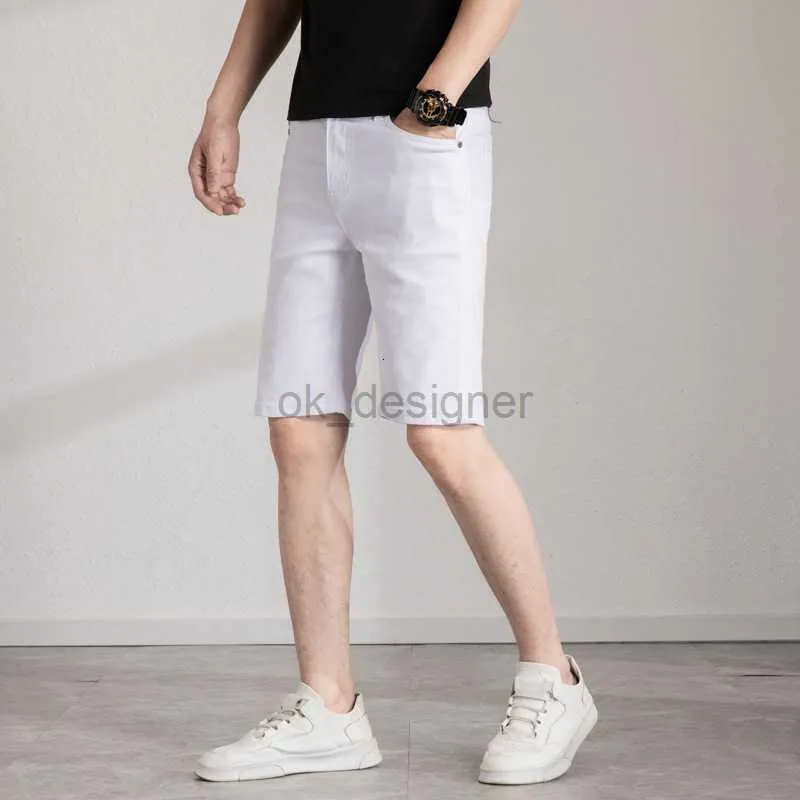 Designer de jeans masculin concepteur de jeans masculin concepteur de jeans à la mode short denim de la tendance estivale masculine mince slim fit short de jean masculin décontracté.