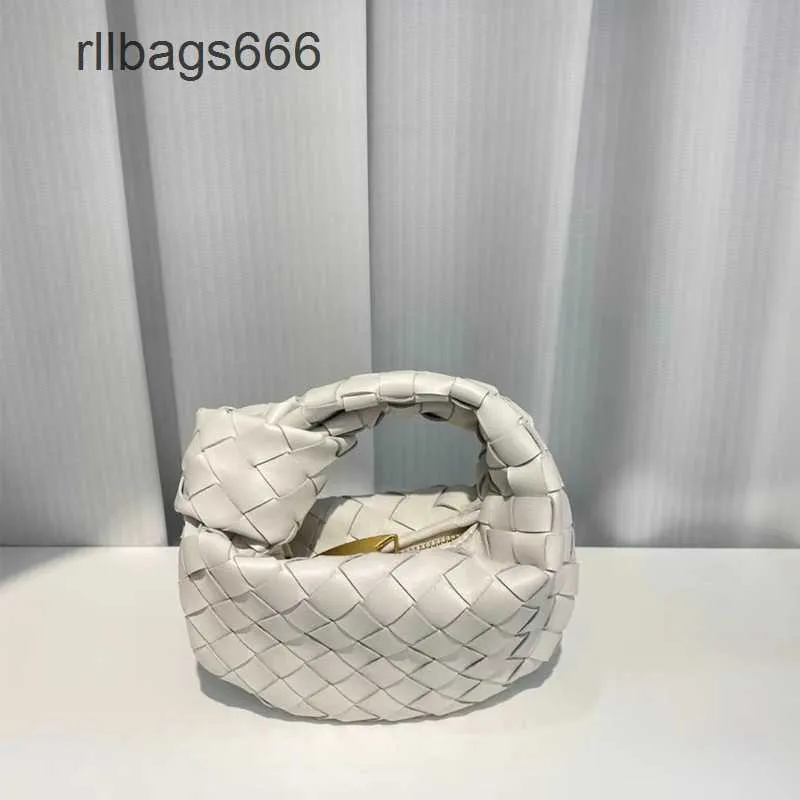 Fashion Purse 2024 Handheld Unique Versatile Jodie Woven Luxury Girl Classic Venata Knot Spring Luxury Bags Mini Bottegs Small tote Jodies bag Cutie Girl A6B8