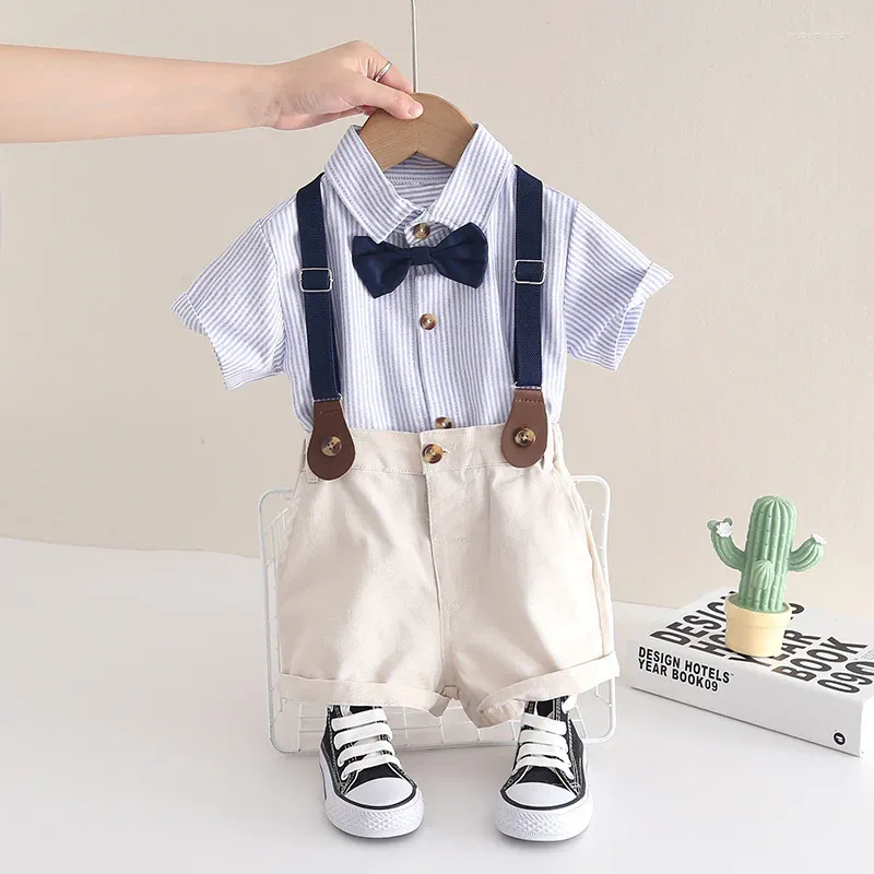 Kledingsets Ienens Baby Boys Summer 2PCS T-shirt overalls shorts korte broek peuter katoenen slijtage broek kinderen pakken 1-4 jaar