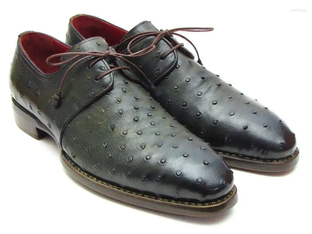 Chaussures décontractées Oxford 2024 Fashion Designer de mode authentique Robe de brogue en cuir classique Business Formal Man