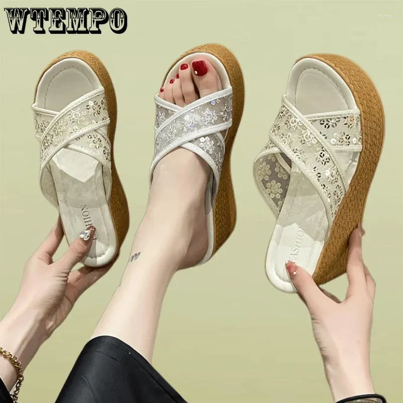 Scarpe vestito Wtempo Fashion Flat Outdoor Beach Slifors Mash Wedge Platform Girl Ladies Slides Summer Comfy Flip Flip Flops Goccio all'ingrosso