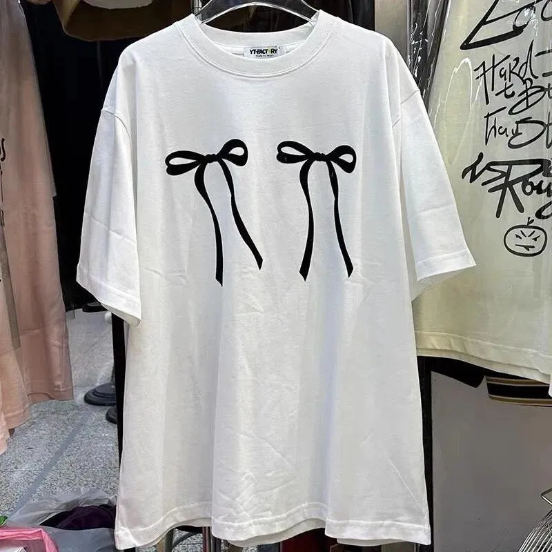 Kvinnors T-skjortor Bow Tie White Längd T-shirt Kort ärm Korean 2024 Spring Summer Graphic Y2K Pullover Round Neck Causal Top Tees