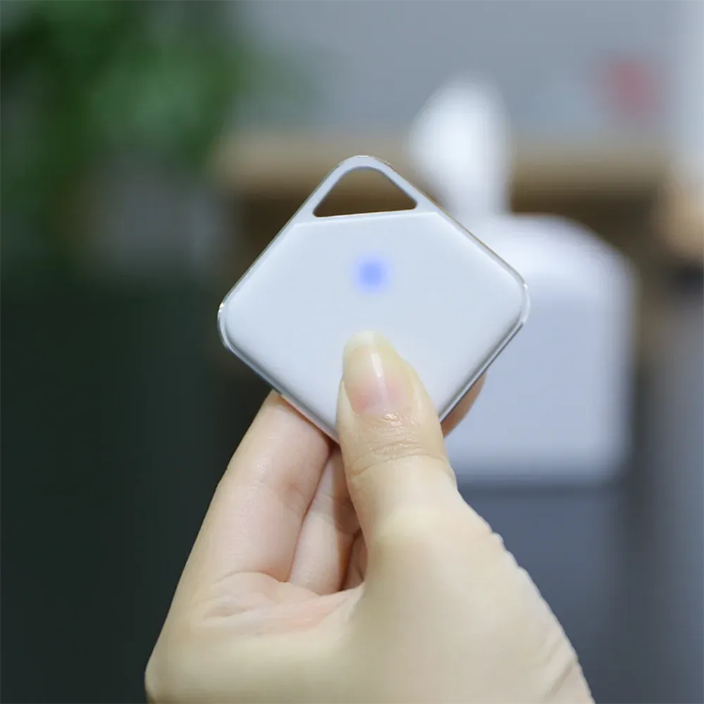 Pierścienie Dzieciowe Zwierzęta Zwierzęta Użyteczne Anti Lost Smart Tag Alarm Breyain, aby zlokalizować klawisz Bluetooth Tracker z światłem LED