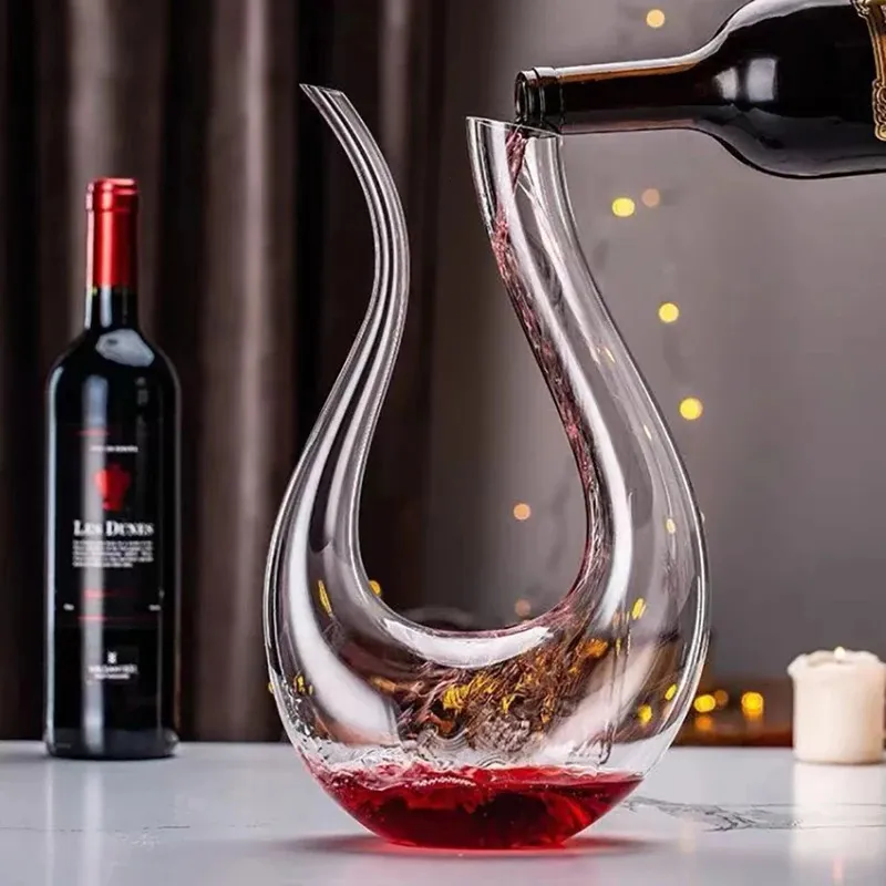 Crystal Ushaped Wine Decanter Present Box Swan Creative Separator High Quality LeadFree Glass Material 240415