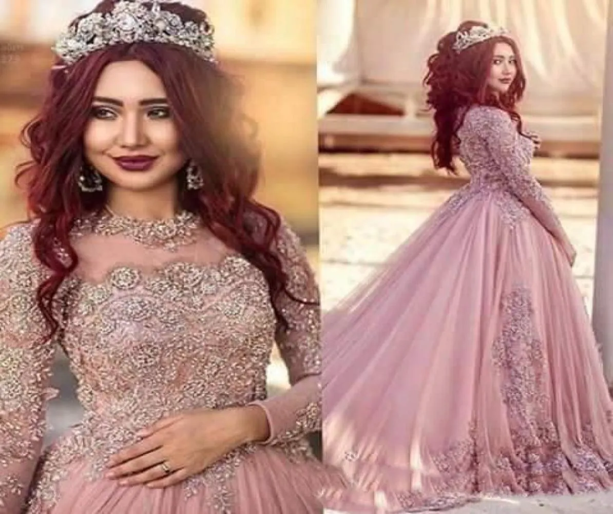 Nya besättningar 2019 Kvinnor Bröllopsklänningar Aline Muslim Arabiska långa ärmar Brudklänningar Bling Lace Appliqued Crystal Plus Size Court TR8258475