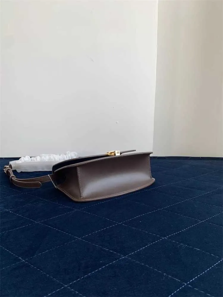 Rowt DHgate.com:Pure Original The * RowT Metal Buckle Cowhide Sofia ...