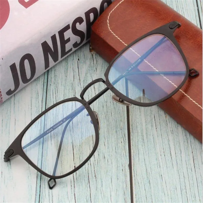 Cadres de lunettes de soleil 49-22-146 Titanium Haut-qualité carré Eyeglass Prescription verres ronds Designer Optical Black Frame Light Metal
