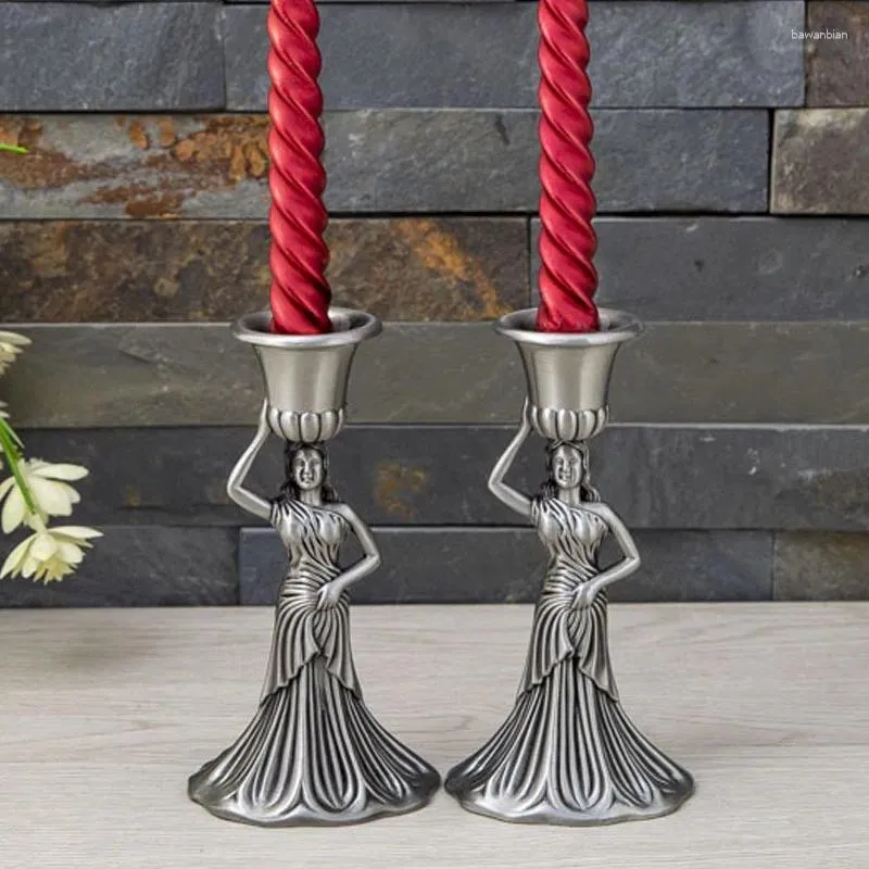 Candele 2pc in stile europeo Candlestick Vintage Angel Metal Holder American Desktop Bodornment Wedding Decorazione per la casa Cragi