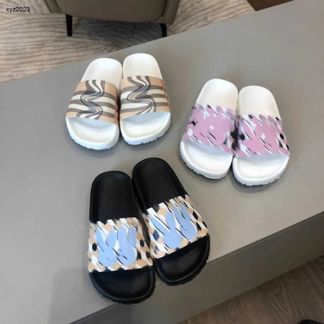 Mode Baby Slippers Meerdere stijlen om te kiezen Kinderschoenen Maten 26-35 inclusief schoenendoos Zomer Hoogwaardige jongens Sandalen 24APRIL