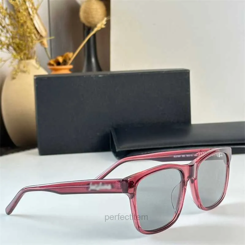 Lunettes de soleil designer pour femmes y096 touriste ovale de soleil ovale Luxury Fashion Vintage Polarisée surdimension