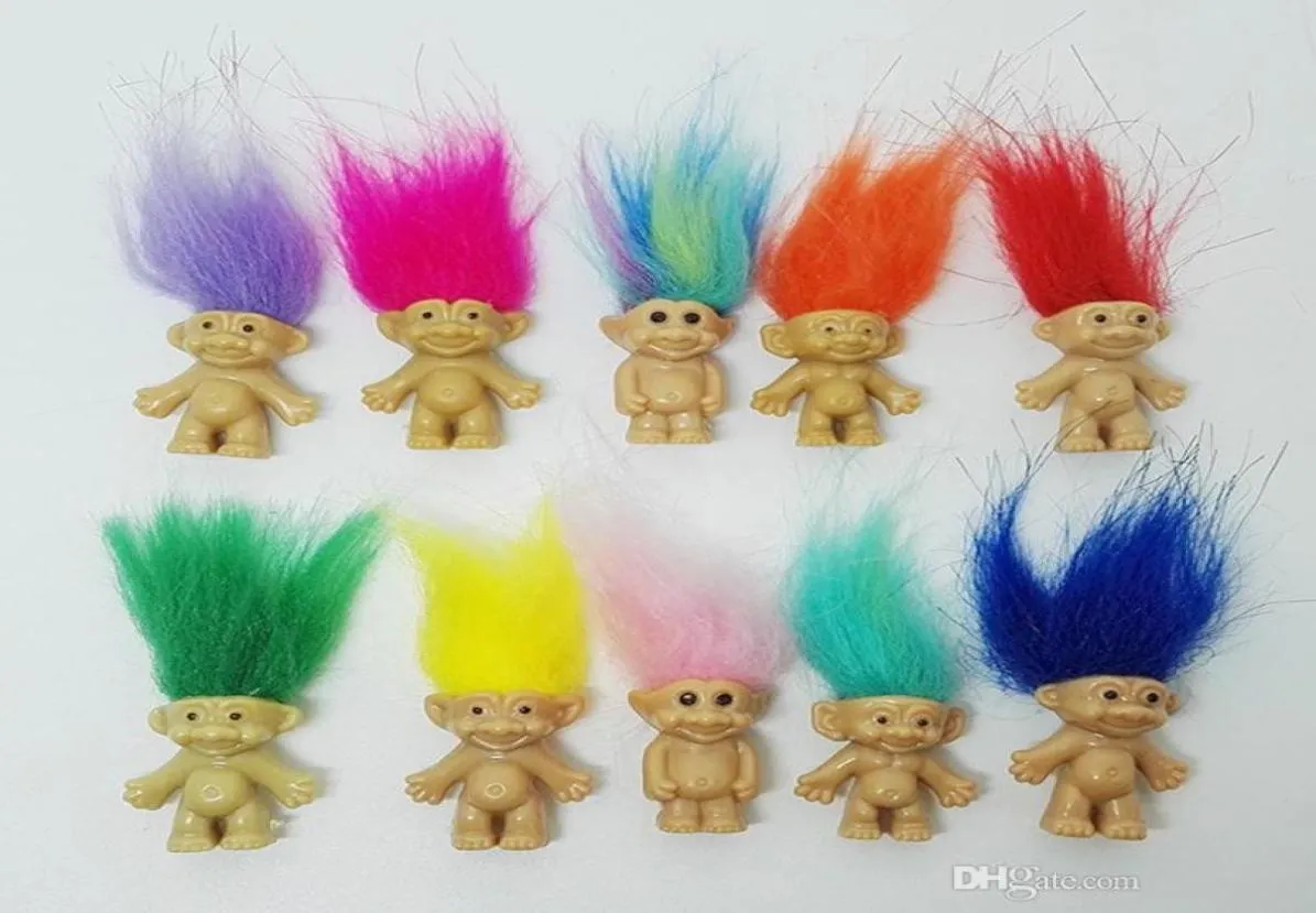 100pcslot trolls aléatoires Vintage Lucky Doll Mini figures Toys 1quot Cake Toppers6417590