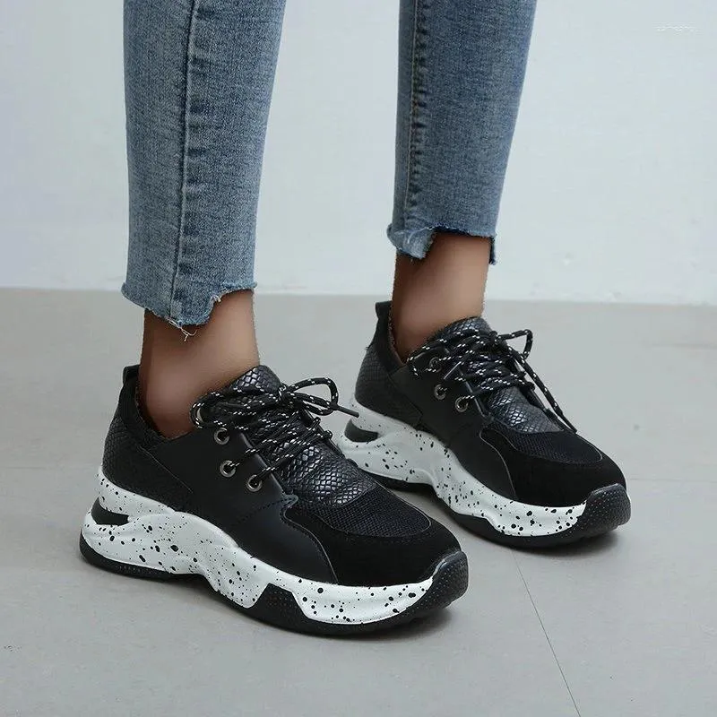 Freizeitschuhe Frauen in Übergröße Zapatos Para Mujeres gemischte Plattform Sneaker Spüree vorne Flats mit stilvollem leichten Laufen