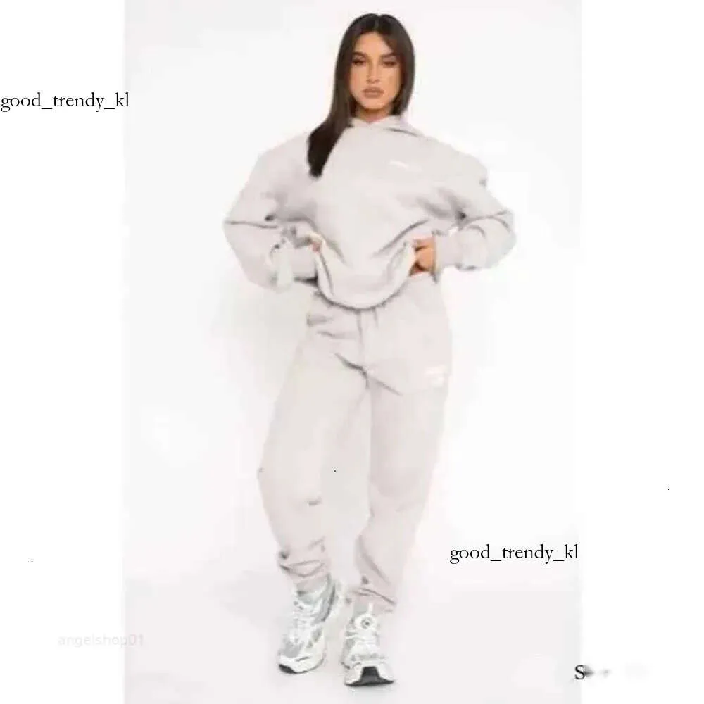 White Foxx Designer High Quality Luxury Fashion Tracksuit Set Kläder Set Women Spring Autumn Winter New Fashionable Sporty Long Sleeved Pullover Hooded 584