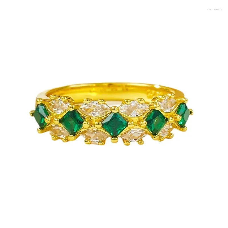 Küme Yüzükleri S925 Gümüş Yüzük Kadın Moda Renkli Hazine Yapay Emerald Günlük Değiştirme Grand Style