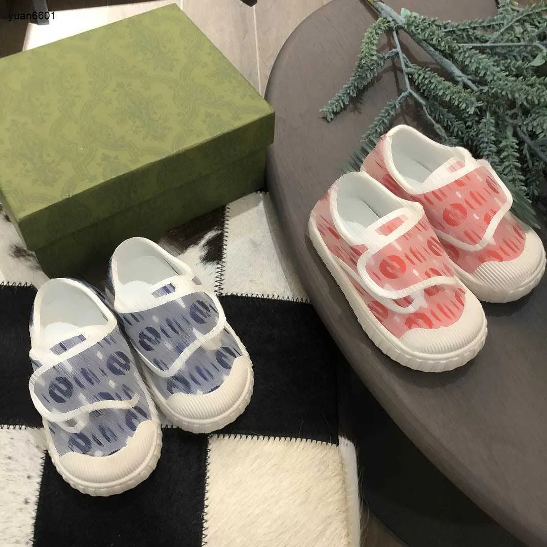 Populära småbarnskor Gradient Logo Print Buckle Strap Baby Shoes Storlek 20-25 Boxförpackning Högkvalitativ spädbarnsskor 24 April