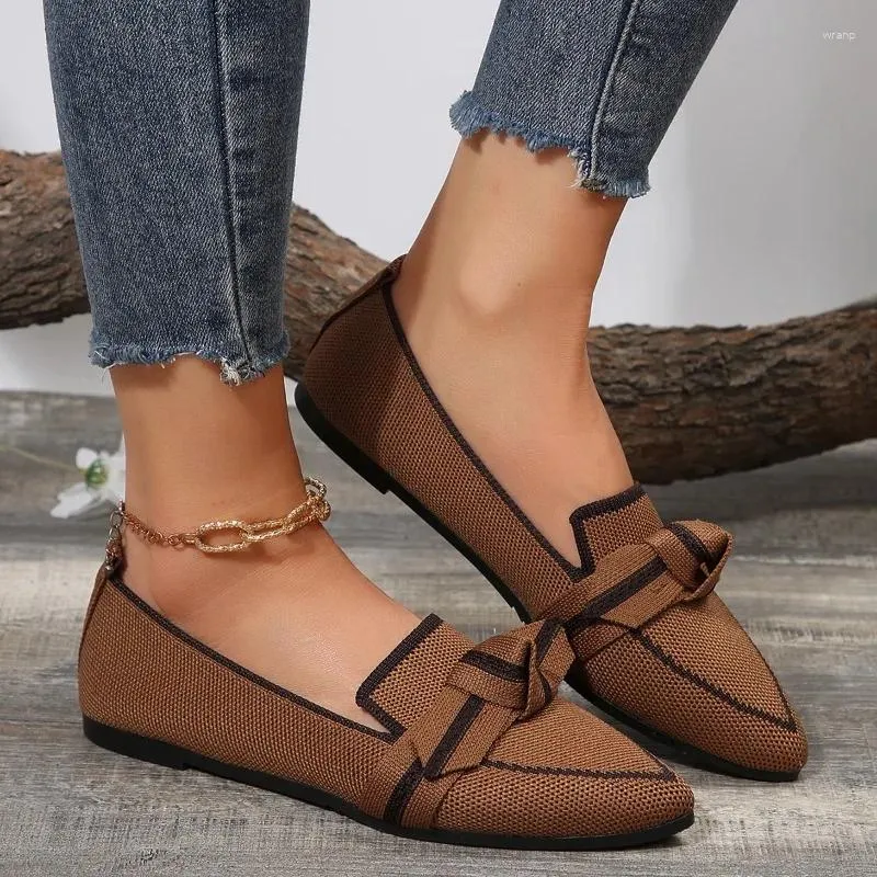 Casual schoenen damesveer puntige teen plat met niet-slip ademende gaas comfortabel voor vrouwen zapatos para mujeres