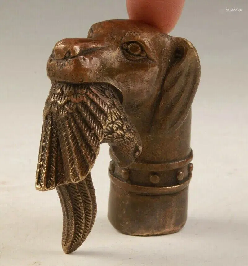 装飾的な置物レアビクトリア朝の古い青銅色の手彫り犬の噛まれた鳥の彫像ウォーキングスティックヘッド