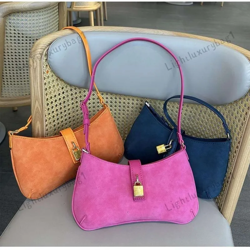 Le Bisou Ceinture Designer Underarm Danielle Nicole Bags Fashionable Lock Catch Shoulder Danielle Nicole Bags For Women Luxury Suede Handdanielle Nicole Bags With Small Round Ball Classic Female Shopp...