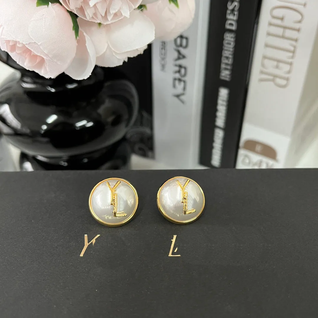 Fashion Designer Gold Plated Pearl Ear Stud Earrings Titanium stainless steel luxury Womens letter Ear Stud Classic Boutique Jewelry Love Earrings Birthday Gift