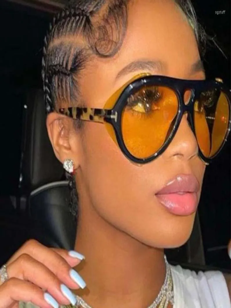 Solglasögon kvinnor 2022 varumärkesdesigner överdimensionerade nyanser 90 -talets retro svart gula pilot solglasögon lady uv400 strand ögonmewear9757506
