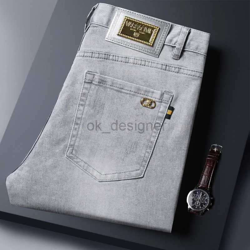 Designer de jeans masculin concepteur d'été mince luminaire de couleur tendance à la mode pour un pantalon masculin élastique élastique slim élastique lavé et blanc européen blanc européen