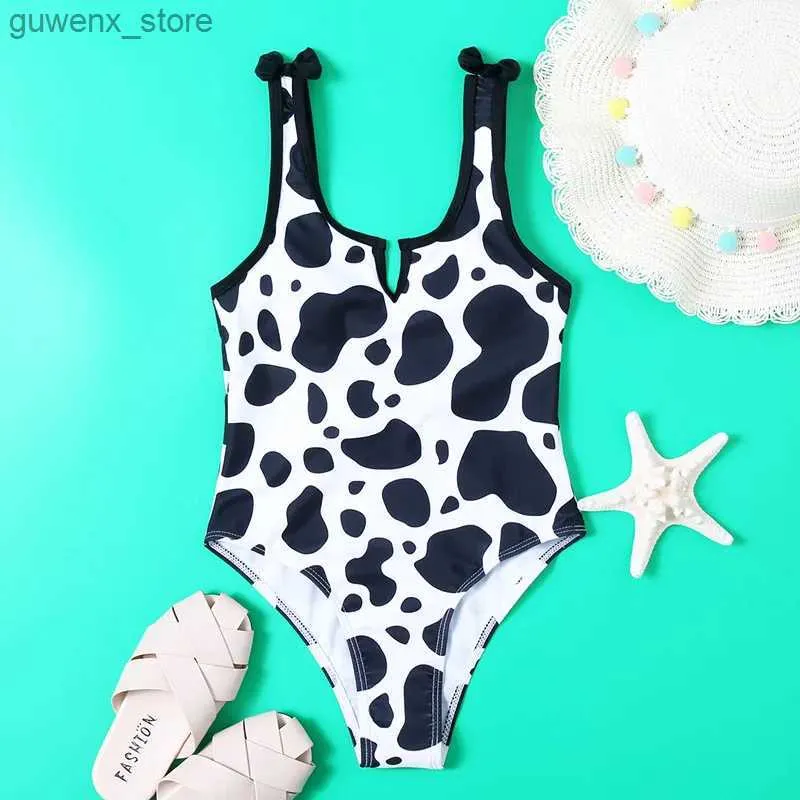 Endelar Cow Print Teenage Girls One Piece Swimsuit 7-12 Year Kids Swim Suit Söt tonåring Barn Badkläder 2024 Beach Wear Bathing Suits Y240412Y2404178277