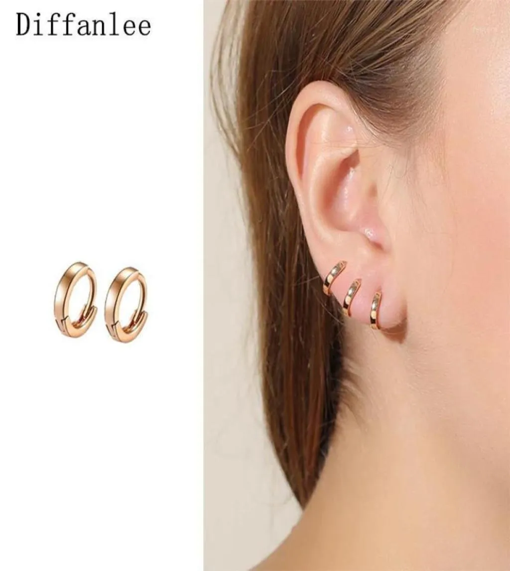 585 Gold color Mini Slim Trend Hiphop Huggie Circle Small Hoop Earrings For Women Fashion Gift for Kids Girls Baby Children12397910