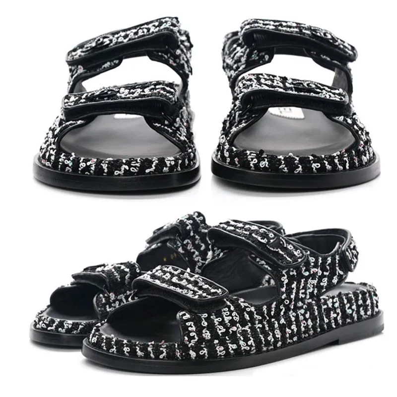 Designer verstelbare riem klittenband sandalen met doos luxe zomer buiten casual kitten hakken klassieke lichtgewicht piep teen vrouwen schoenen