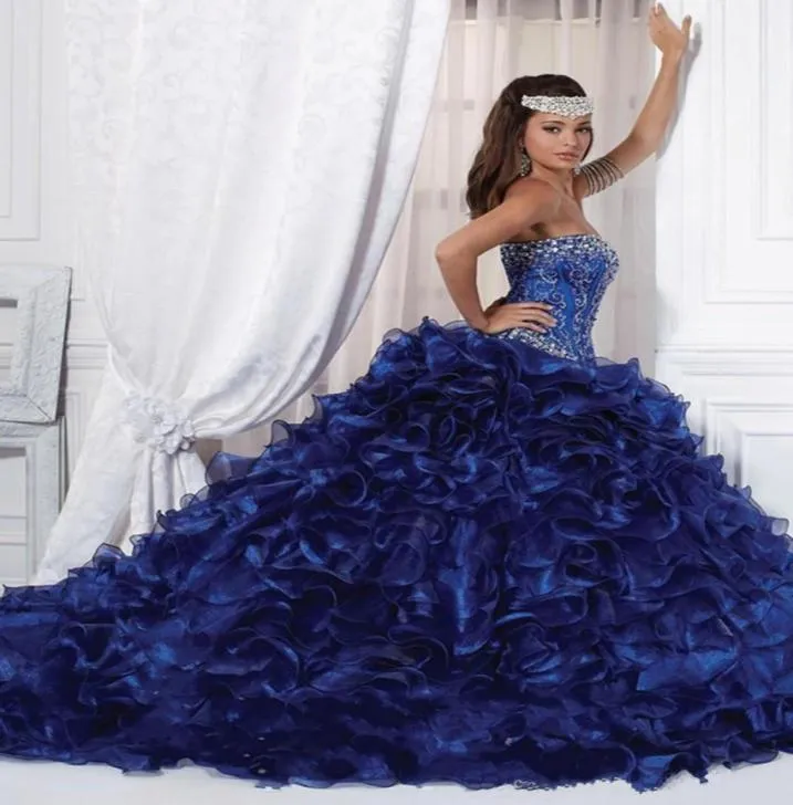 Affascinanti abiti da ballo per perline Orgua Party Gowns Vestitido de Festa 2018 Nuovo blu scuro sexy da Quinceanera Abiti9105070