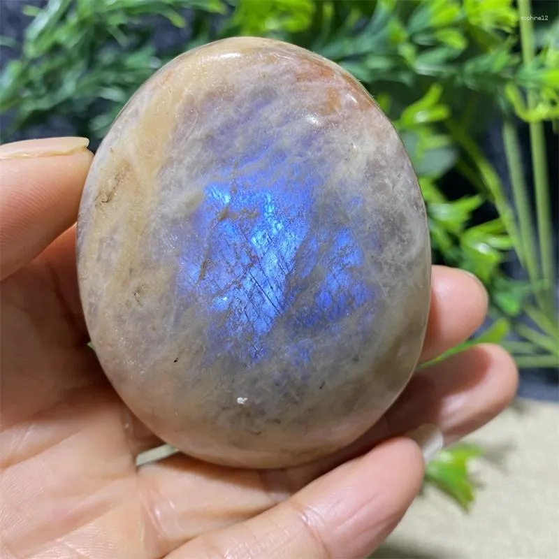 Dekorativa figurer Moonstone Natural Stones och Crystal Palm Blue Light Feldspar Golden Hecatolite Mineral Provers Prov Heminredning
