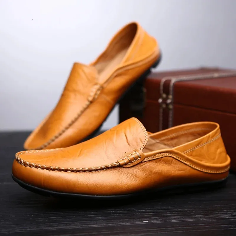 Men Loafers Leather Shoes Men Casual Shoes Moccasins Breathable Sneakers Men Driving Shoes Comfort Flats Plus Size 45 240314