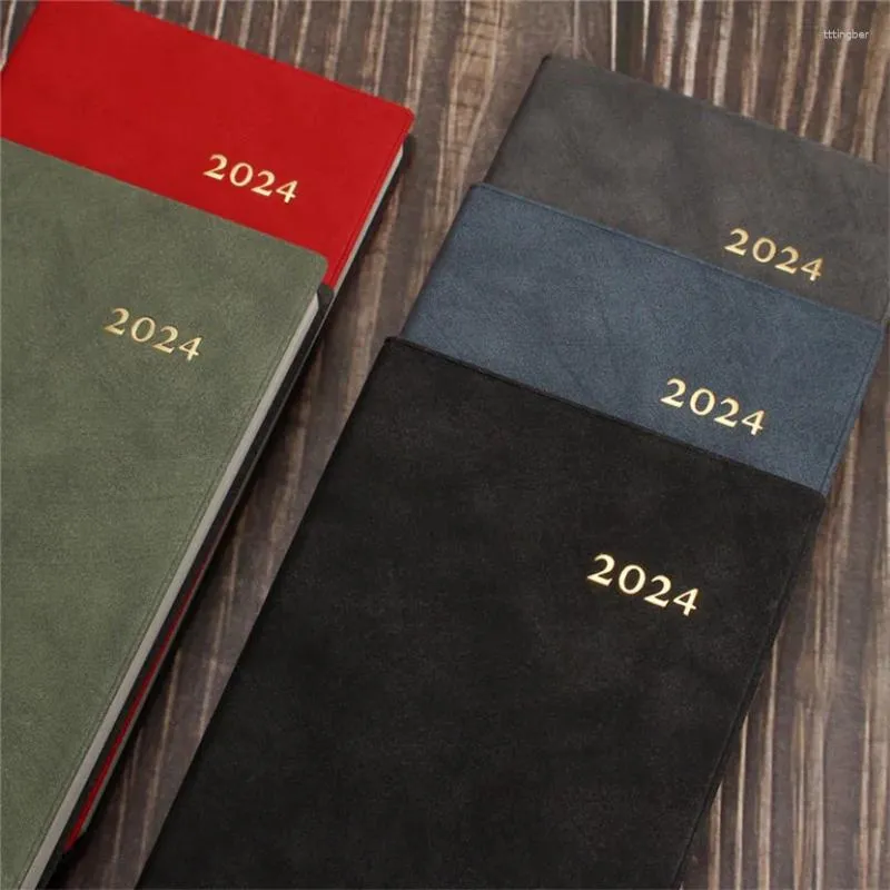 Записная книжка Повестка дня 2024 Еженедельный планировщик Kawaii 365 дней.