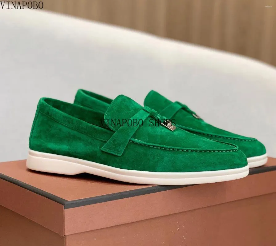 Casual schoenen hoogwaardige suède loafers vrouwen rond teen plat inleg rand randje kwast metalen hanger ontwerpt slip op wandeling