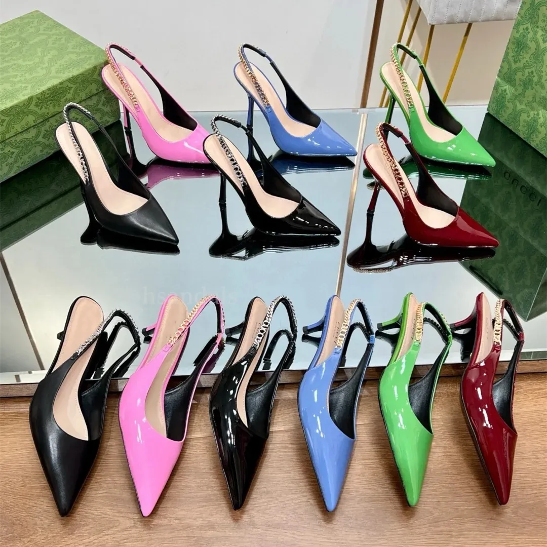 Designer Femmes Chaussures de marque luxurys pointues Partage de soirée Chaîne Chaîne de talon Slingbacks Cuir Pumps Sandage Sandales Embellies en cuir Taille 36-41