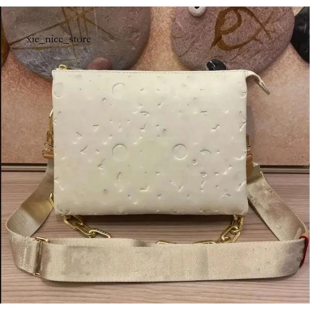 Coussin -väskor högkvalitativa kvinnors designer purses axelväskor lyxiga crossbody tote fyrkantiga handväskor äkta läder två remmar lvse väska louiseviutionbag 5018